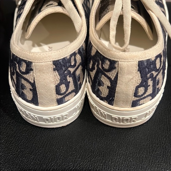 Walk'n'Dior Sneaker  -  Authentic - 
Deep Blue Dior Oblique Embroidered Cotton. - Picture 3 of 13